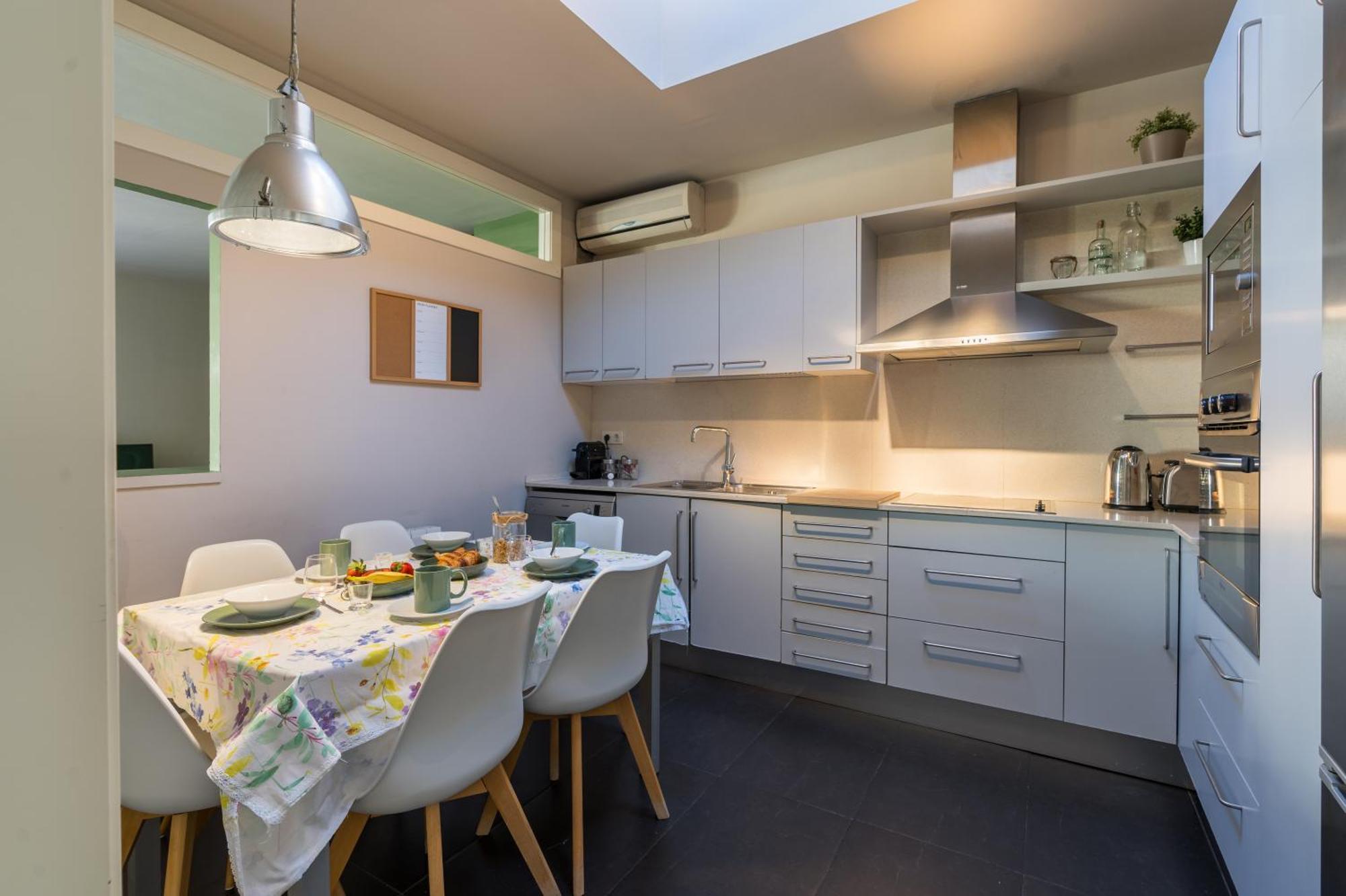 Apartment Luxury Modernist Penthouse Next Paseo De Gracia Barcelona